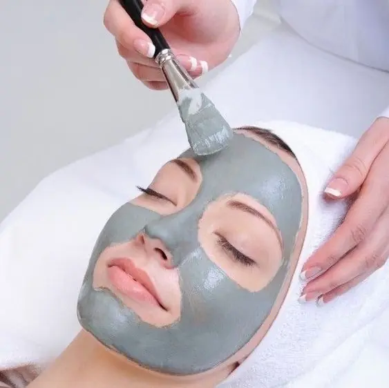 منتجات تجميل الوجه و العيون